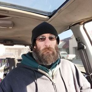 Meet your Posher, Tom